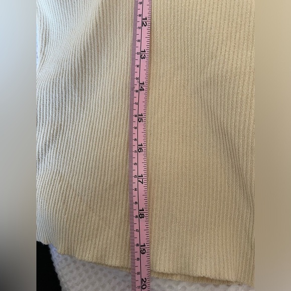 H&M cream Rib-knit Sweetheart-neckline Top NWOT XS long sleeve - Picture 8 of 9